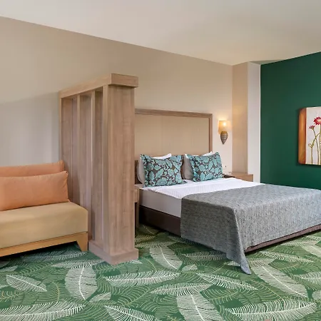 Semesteranläggning (resort) Marvida Family Eco 5*