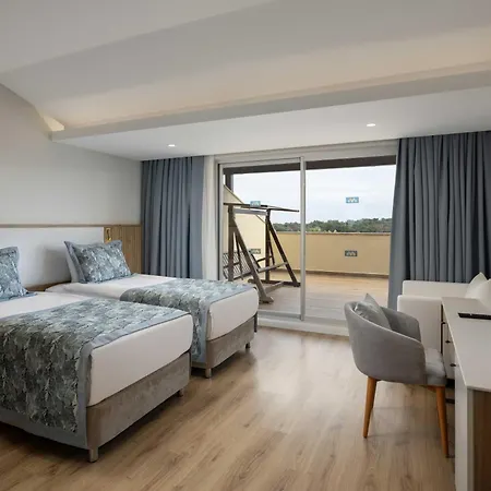 Marvida Family Eco Semesteranläggning (resort) Side